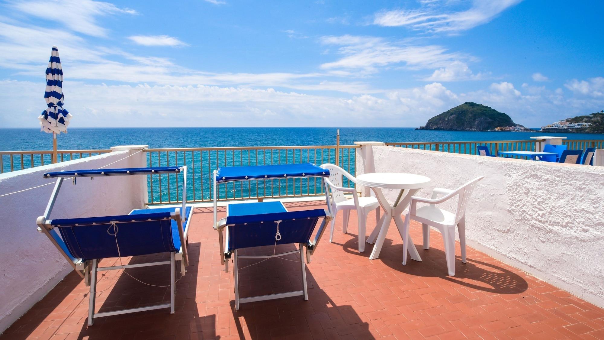 Hotel Regina Del Mare Barano dʼIschia Exterior foto