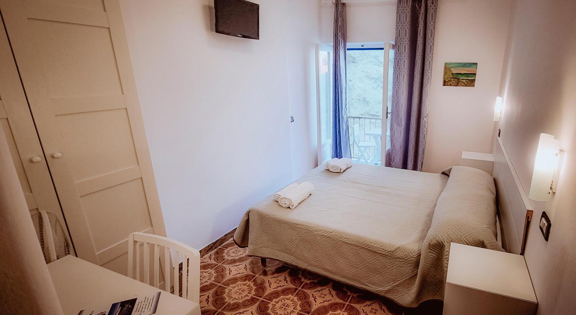 Hotel Regina Del Mare Barano dʼIschia Habitación foto