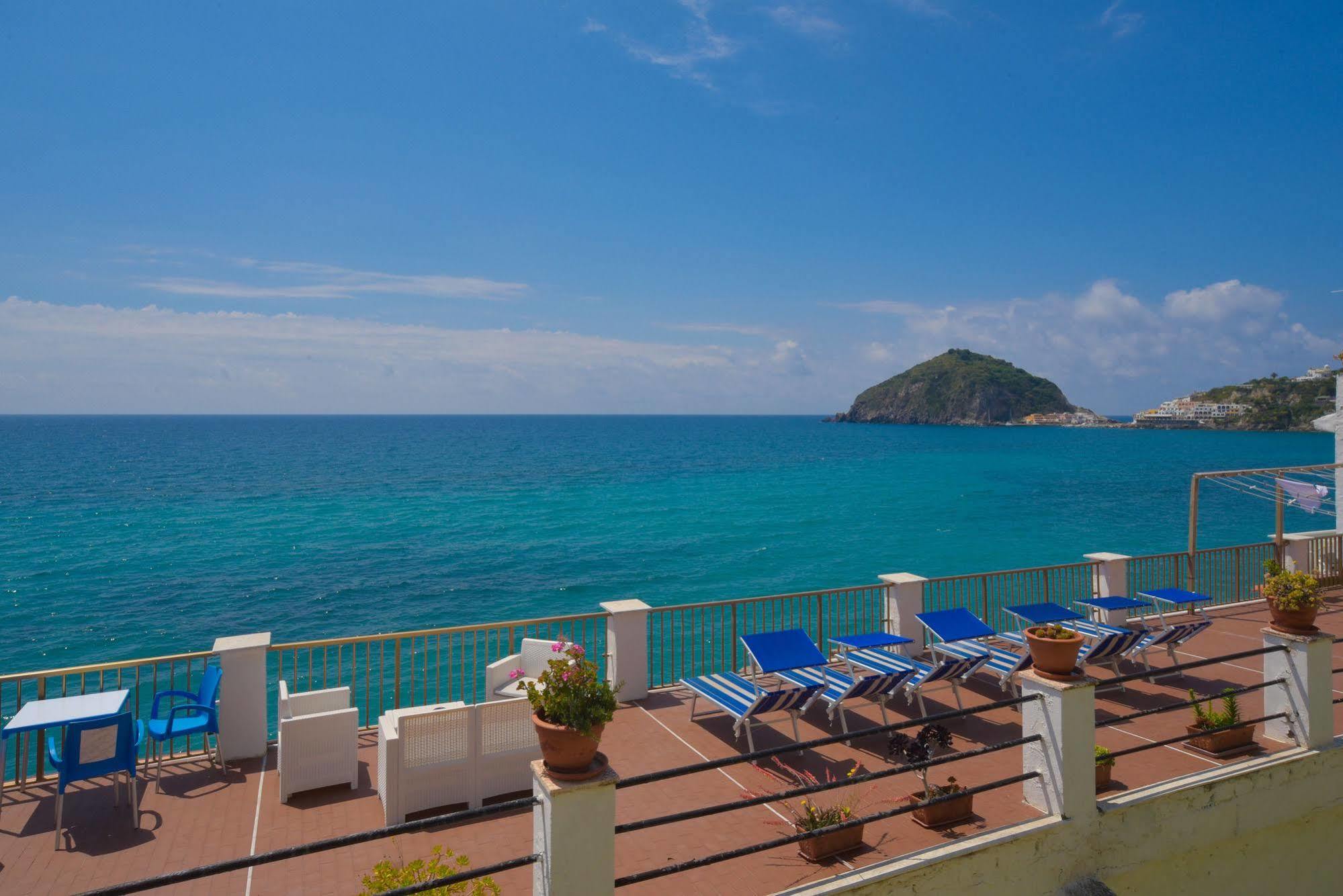 Hotel Regina Del Mare Barano dʼIschia Exterior foto